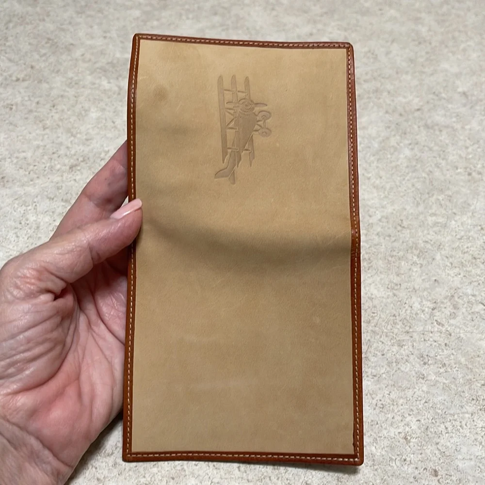 BNWOT VINTAGE AEROPOSTALE TAN & SADDLE BROWN LEATHER AIRPLANE BIFOLD WAL…